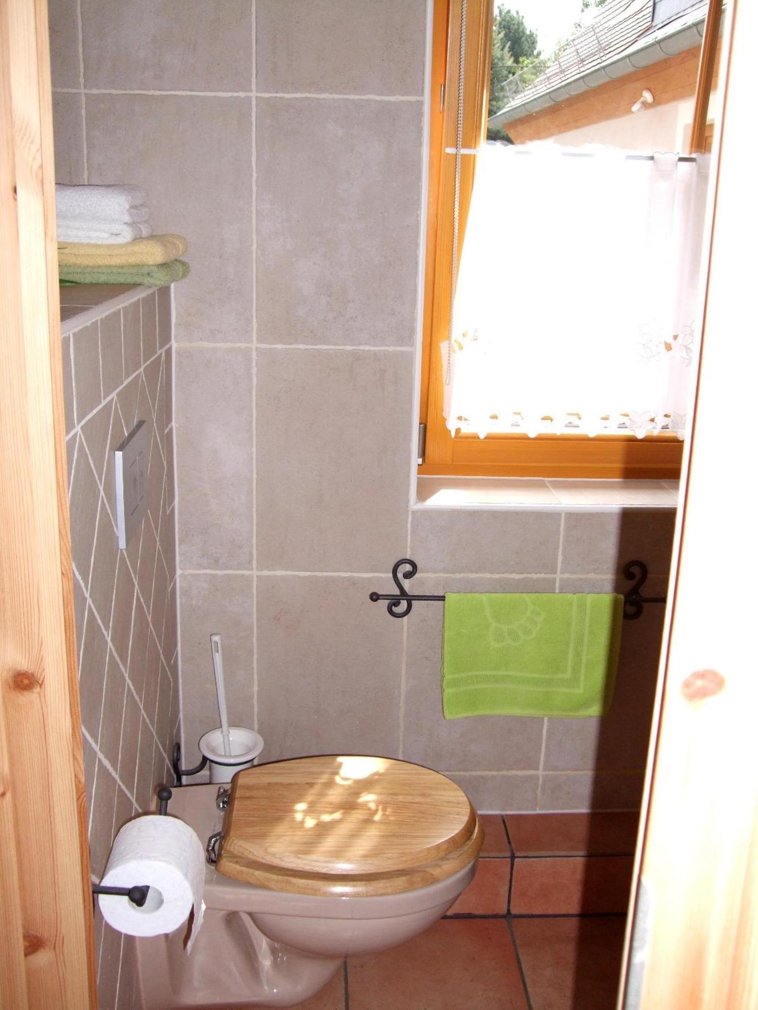 Gaestezimmer Am Maerchenbrunnen Dresden Ruang foto
